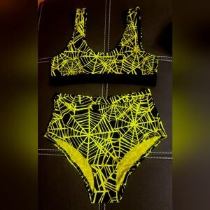 BNWoT Glow in the dark underwear set
